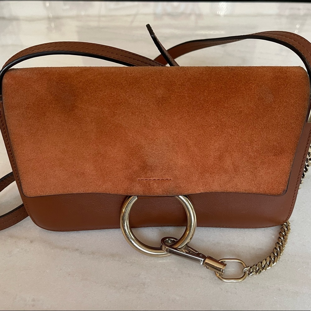 CHLOE
Suede Calfskin Small Faye Shoulder Bag Tobacco